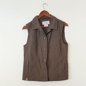 Tilley Endurables khaki green outdoors vest